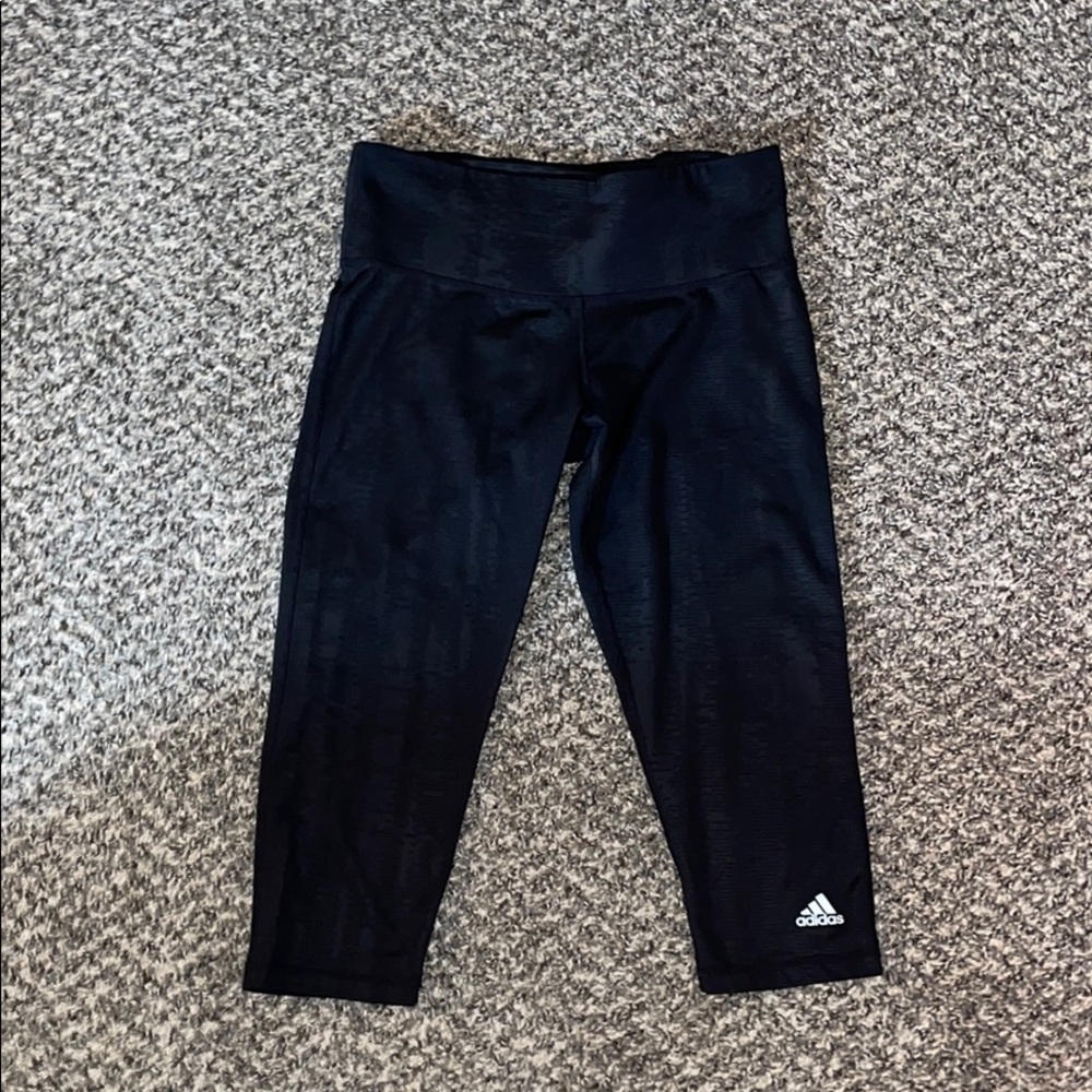 Adidas climate mid rise capri legging